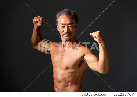 健美運動員的身體美 121223707