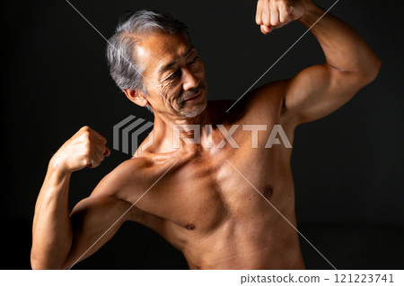 健美運動員的身體美 121223741