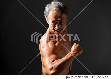 Bodybuilder Physical Beauty 121223744