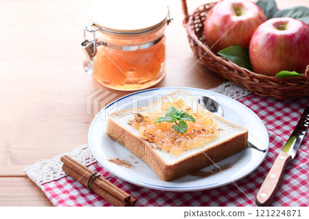 Apple jam toast Apple jam toast 121224871