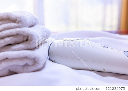 毛巾和輕型除毛器 毛巾和輕型除毛器 121224975
