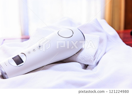 毛巾和輕型除毛器 121224980