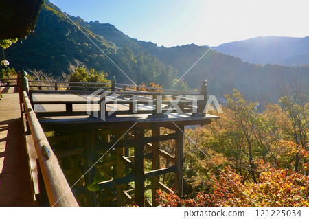 Hasedera Temple, main hall and stage (Sakurai City, Nara Prefecture) 121225034