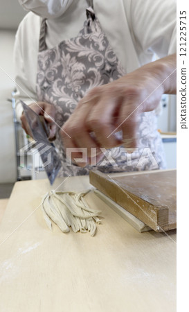 蕎麥麵製作體驗：用蕎麥刀切蕎麥麵 121225715