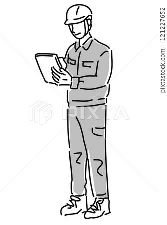 DX image / A man in work clothes operating a tablet DX image / A man in work clothes operating a tablet 121227652
