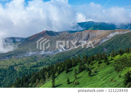 A magnificent view of Mt. Kusatsu-Shirane in summer 121228430