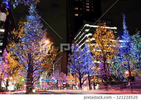 禦堂筋燈飾2024 121228520