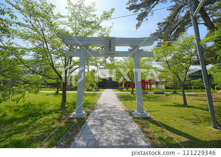 Honjo Shrine 121229346