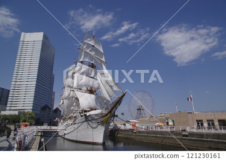 Nippon Maru Memorial Park Pacific Ocean Swan Full Sail 1 Nippon Maru Memorial Park Pacific Ocean Swan Full Sail 1 121230161