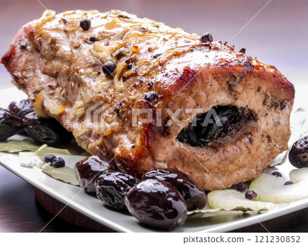 Plum staffed pork loin 121230852