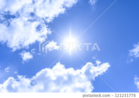 夏天的天空陽光與雲彩橫濱 121231778