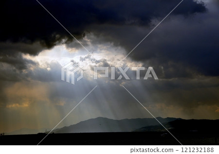  Twilight ray 121232188
