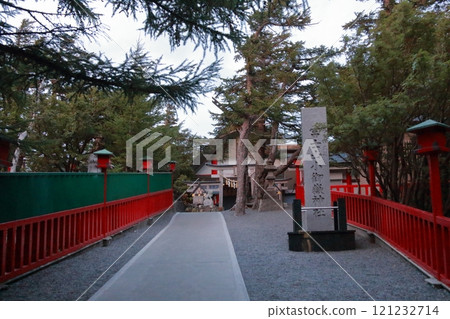 從富士山五合目眺望的景色 121232714