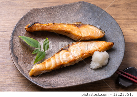 鹽烤櫻桃三文魚 121233513