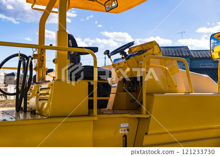 所澤市龜金新道道路建設工程重型設備輪胎壓路機 121233730