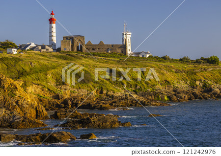 Saint-Mathieu Lighthouse, Pointe Saint-Mathieu in Plougonvelin, Finistere, France 121242976