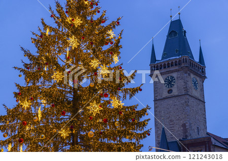 Old Town Square at Christmas time, Prague, Czech Republic 121243018