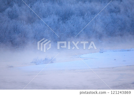 Rime and air storm Rime and air storm 121243869