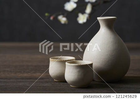 Japanese sake image: Sake bottle and sake cup set Japanese sake image: Sake bottle and sake cup set 121245629