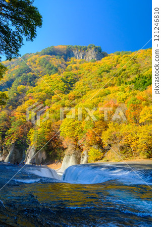 秋天Fukiwaki瀑布（垂直） 121246810
