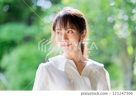 Beautiful Japanese women 121247306