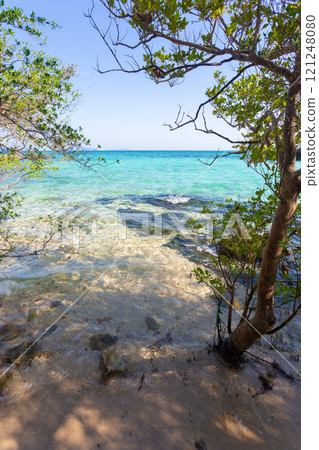 BeautifBeautiful sea, clear water and a clean white sand beach at Koh Kham is small island, near Koh Maul sea, clear water and a clean white sand beach at Koh Kham is small island, near Koh Mak,  Trat 121248080