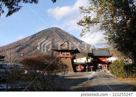 Nikko Toshogu Shrine, decorated in dazzling gold and brilliant colors, and Chuzenji Temple, located on the shores of Lake Chuzenji 121255247