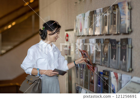 A middle-aged woman's lifestyle 121256691