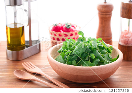 簡單的豆瓣菜沙拉 簡單的豆瓣菜沙拉 121257256