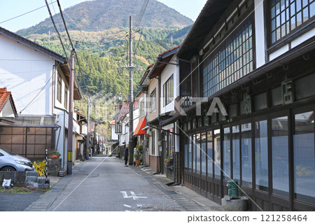 Scenery of Imaichi Street in Tsuwano Castle Town [Shimane Prefecture/Tsuwano Town] 121258464