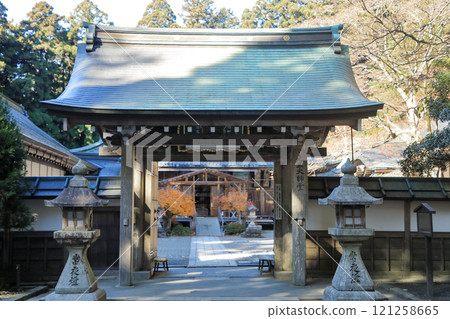Tendai sect head temple Hieizan Enryakuji Yokogawa Gensandaishido (Shikikodo) main hall 121258665