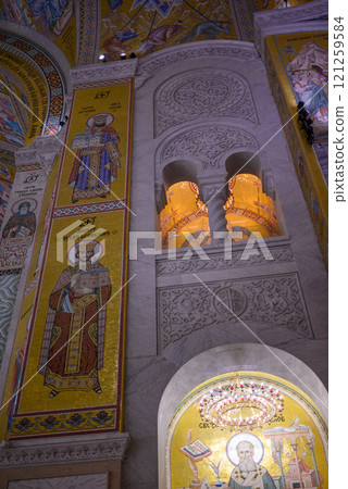 Ornate interior of the Church of Saint Sava, Serbian Orthodox church in Belgrade, Serbia 121259584