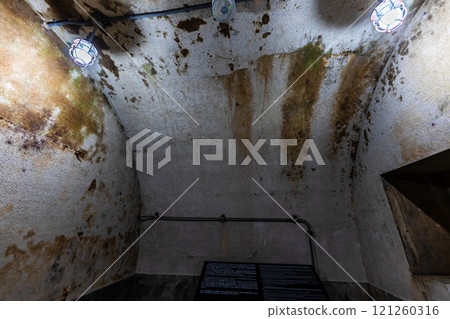 長崎縣防空本部舊址（立山防空洞）所長室（知事室）【長崎市】 121260316