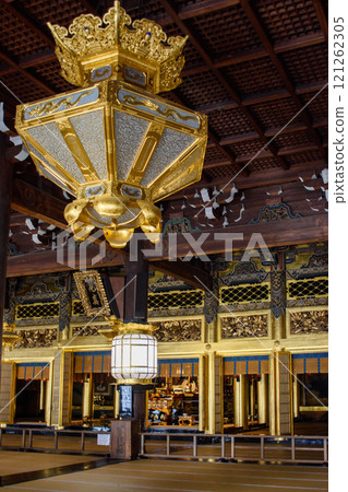 Richly decorated interior of Higashi Honganji temple of Jodo Shin Buddhism in central Kyoto, Japan Richly decorated interior of Higashi Honganji temple of Jodo Shin Buddhism in central Kyoto, Japan 121262305