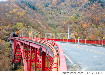秋天的豆燒橋 埼玉縣秩父市 121264348