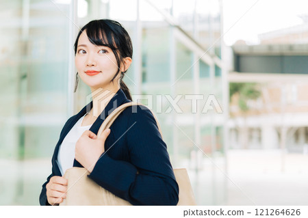 Business woman Business woman 121264626