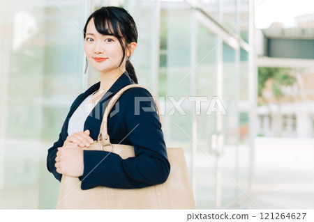 Business woman Business woman 121264627