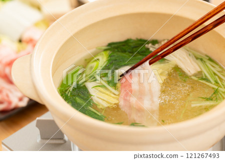 在家也能吃到豬肉火鍋 在家也能吃到豬肉火鍋 121267493