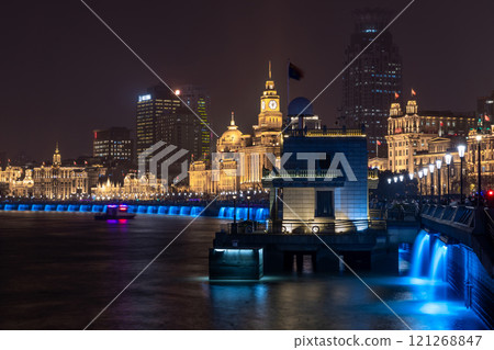 Historical building at the Bund, Shanghai at night Bund Architecture in Shanghai, Shanghai city skyline and skyscraper on The Bund, Shanghai, China. 121268847