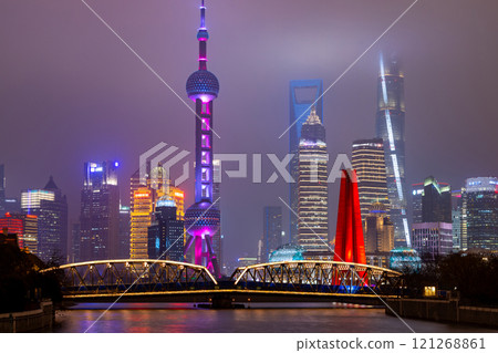 Night view of skyscraper and skyline in Lujiazui, Shanghai, Skyline and skyscraper buildings in Shanghai, Shanghai city skyline skyscraper architecture, China. 121268861