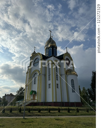 Golden Domed Church Under a Bright Sky 121272329