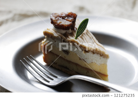 Chestnut tart 121275235