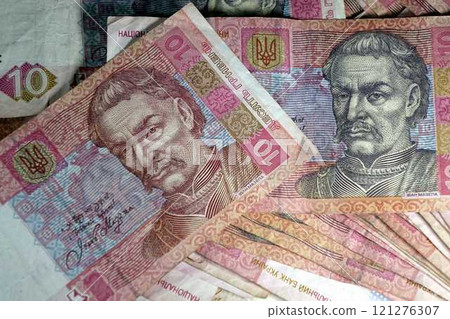 Modern money banknotes of Ukraine. Red Mazepa 10 hryvnia 121276307