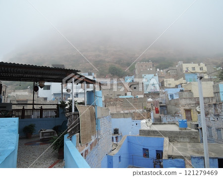 Jodhpur is a famous seightseeing place and tourist spot. Best places to visit near Jodhpur are Sheesh Mahal, Jodhpur Fort, Umaid Bhawan Palace. 121279469