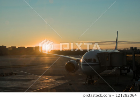 一架飛機 一架飛機 121282064