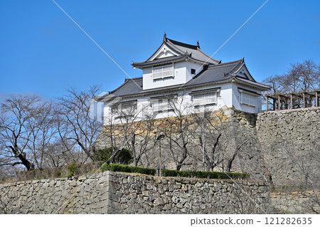 美作「日本名城百選津山城」宅邸的石牆與內部 美作「日本名城百選津山城」宅邸的石牆與內部 121282635