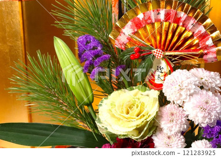 繽紛年花、金色屏風迎新年 繽紛年花、金色屏風迎新年 121283925