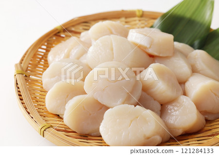 A mountain of scallops 121284133