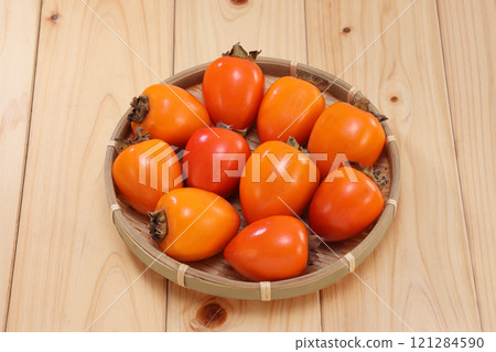 柿子看起來很好吃 柿子看起來很好吃 121284590