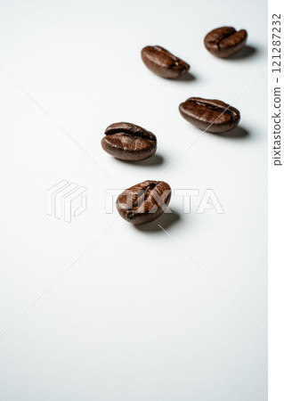 coffee bean, coffee-bean, bean 121287232